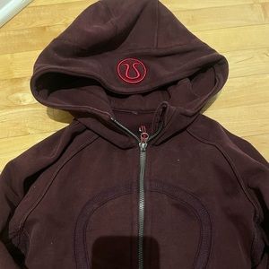 Lululemon maroon scuba hoodie